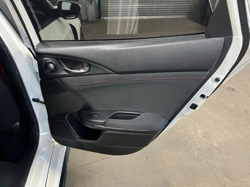 Used 2019 Honda Civic Type R image 15