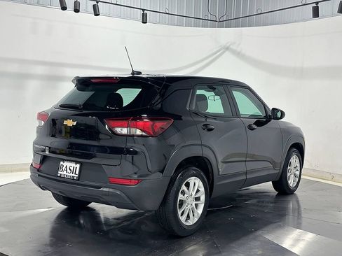 Used 2024 Chevrolet TrailBlazer LS FWD image 11
