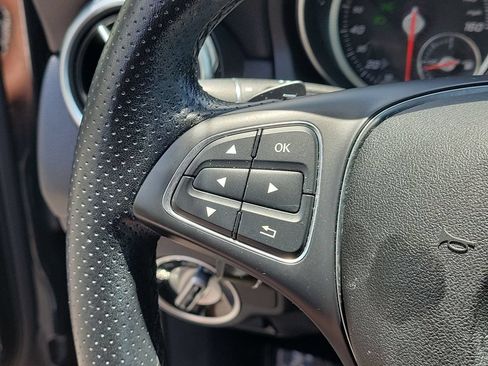 Used 2020 Mercedes-Benz GLA 250 4MATIC image 32