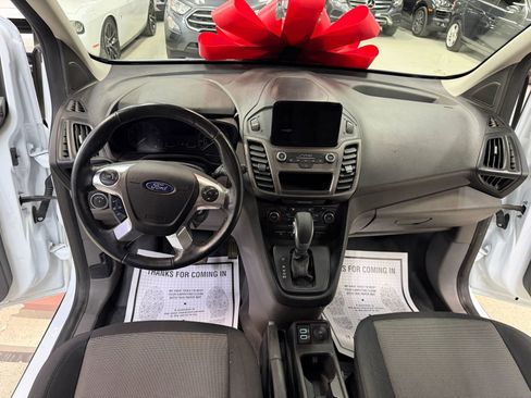 Used 2022 Ford Transit Connect XL image 25
