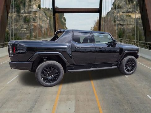 New 2026 GMC Hummer EV 4x4 Crew Cab w/ LPO, Dark Essentials Package image 11