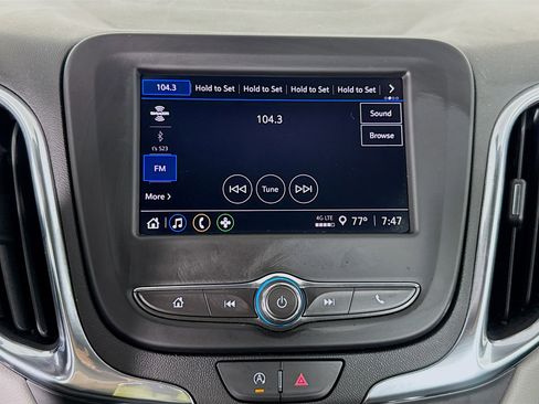 Used 2022 Chevrolet Equinox LS w/ LPO, Floor Liner Package FWD image 17