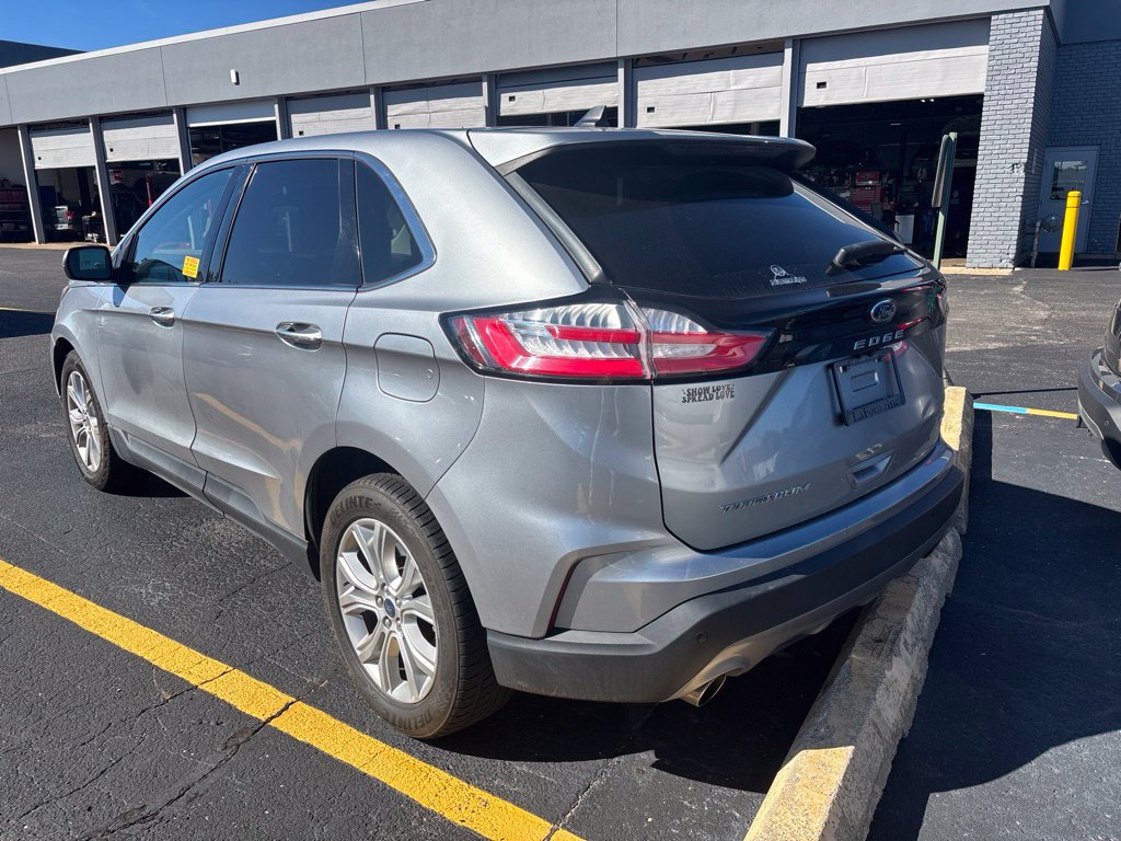 Used 2022 Ford Edge Titanium w/ Equipment Group 301A AWD/4WD image 7