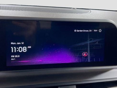 Certified 2025 Kia Seltos S image 15