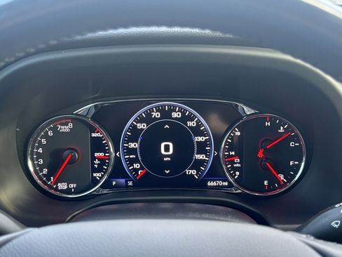 Used 2022 GMC Acadia SLT w/ Elevation Edition image 13