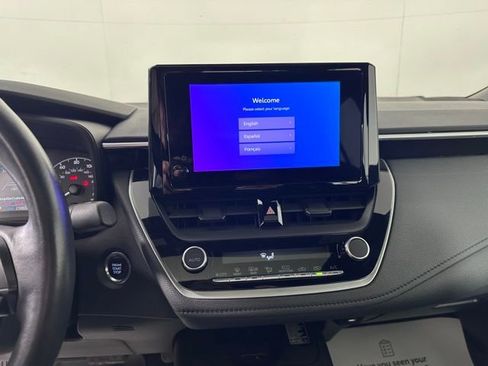 Used 2024 Toyota Corolla SE w/ SE Premium Package image 25