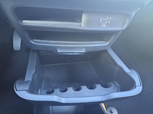 New 2026 Chrysler Pacifica Select FWD image 15