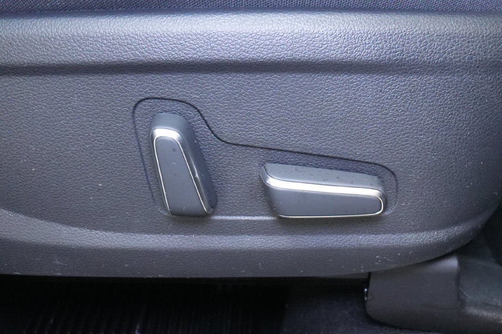 Used 2023 Hyundai Santa Fe Calligraphy AWD/4WD image 40