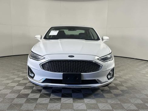 Used 2019 Ford Fusion Titanium image 3