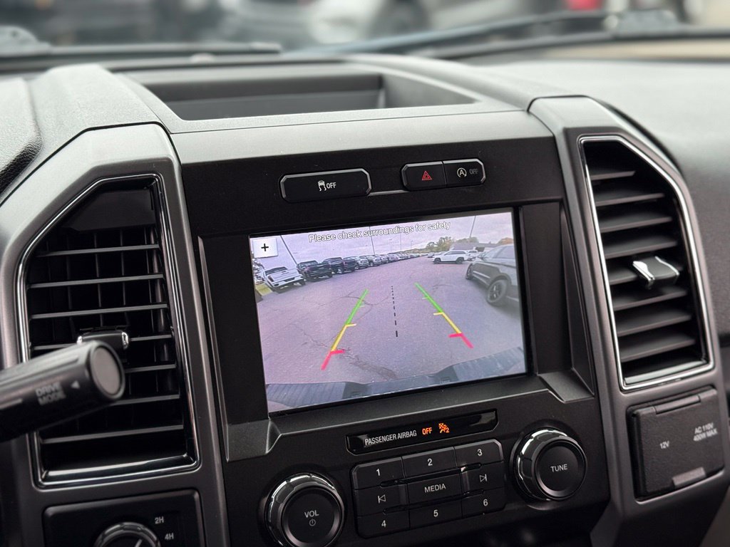 Used 2019 Ford F150 XLT w/ Equipment Group 302A Luxury AWD/4WD image 4