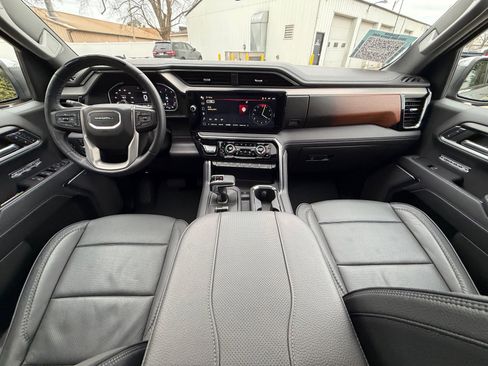 Used 2025 GMC Sierra 1500 Denali image 20