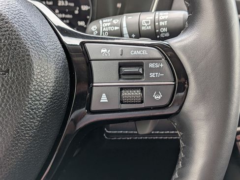 Certified 2025 Honda Pilot Elite image 18