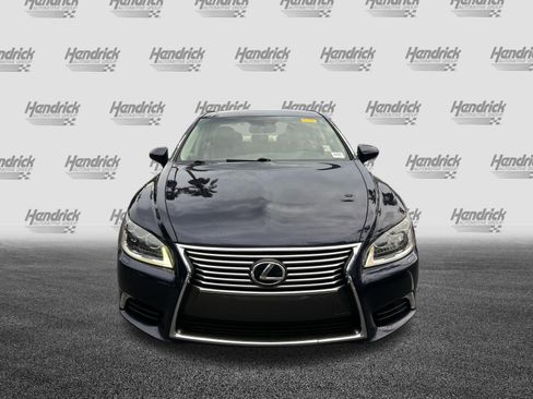 Used 2013 Lexus LS 460 L w/ Preferred Accessory Package RWD image 3