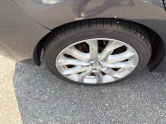 Used 2014 MAZDA MAZDA3 s Touring FWD image 17