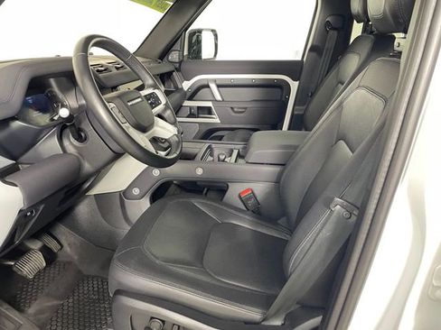 Used 2023 Land Rover Defender 110 X-Dynamic SE AWD/4WD image 2