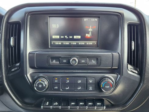 Used 2017 GMC Sierra 2500 Pickup 4D 6 1/2 ft w/ Sierra Convenience Package image 27