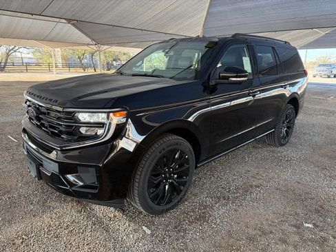 New 2025 Ford Expedition Platinum w/ Stealth Appearance Package image 3