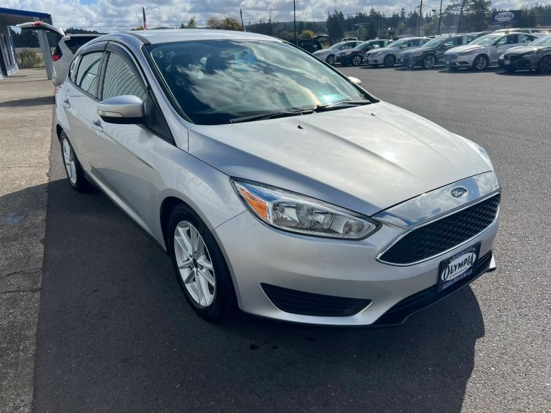 Used 2016 Ford Focus SE FWD image 5