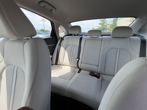 Used 2025 Hyundai Sonata SEL FWD image 39