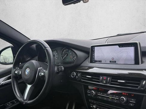 Used 2017 BMW X5 xDrive40e image 23