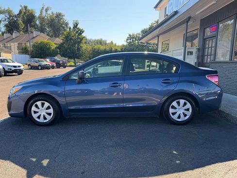 Used 2013 Subaru Impreza 2.0i image 4