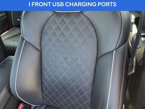 Used 2019 Genesis G70 3.3T Advanced w/ Sport Package image 15