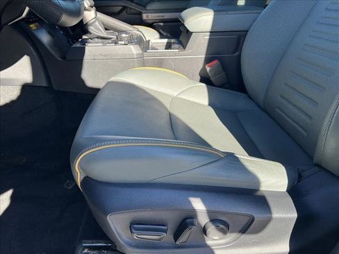 Certified 2025 Toyota Tacoma 4x4 Double Cab Hybrid image 11