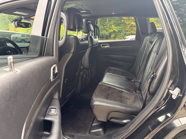 Used 2018 Jeep Grand Cherokee Altitude AWD/4WD image 13