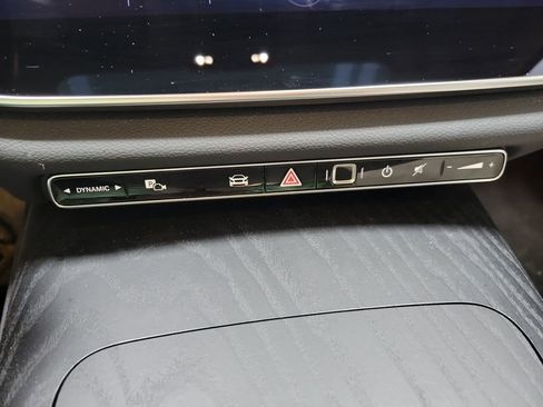 Used 2025 Mercedes-Benz E 450 4MATIC All-Terrain Wagon image 43