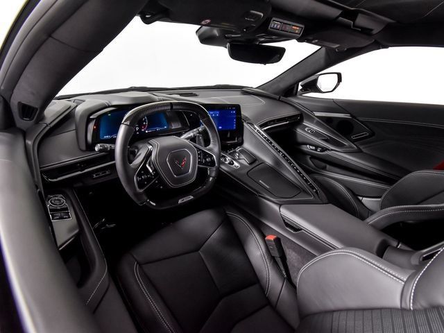 Used 2024 Chevrolet Corvette Z06 RWD image 3