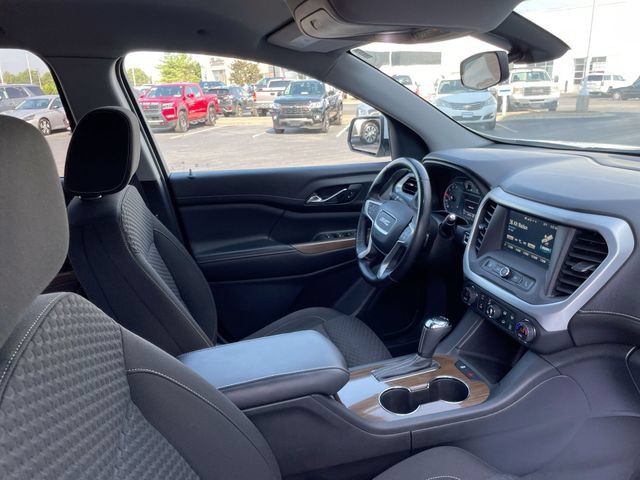 Used 2019 GMC Acadia SLE FWD image 17