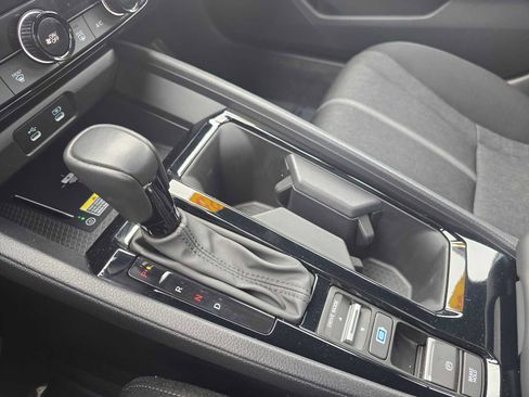 Used 2025 Honda Accord Sport image 31