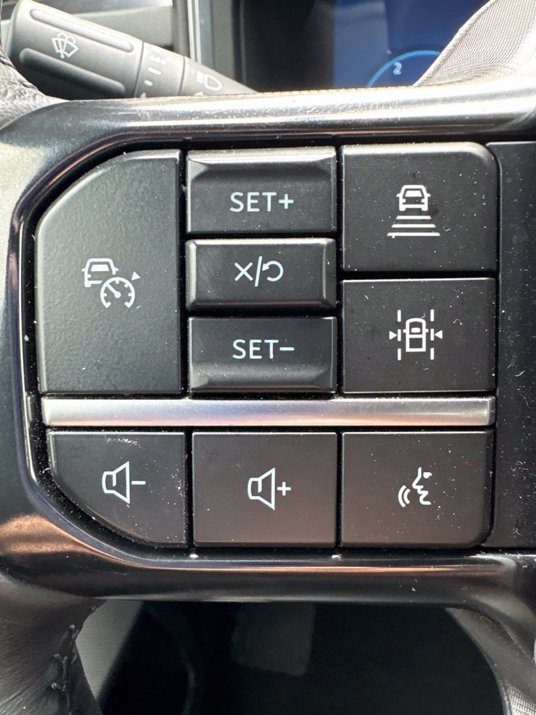 Used 2025 Ford F250 Platinum AWD/4WD image 19