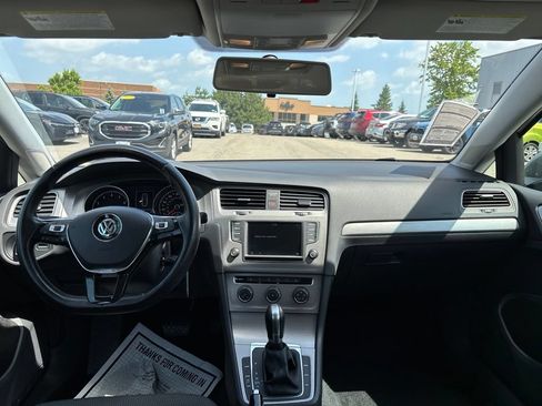 Used 2017 Volkswagen Golf S AWD/4WD image 14