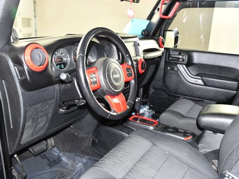 Used 2011 Jeep Wrangler Unlimited Sport AWD/4WD image 2