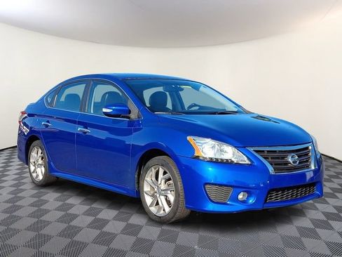 Used 2015 Nissan Sentra SR w/ SR Premium Package FWD image 1