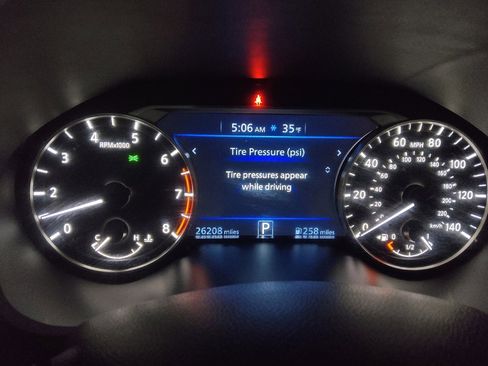 Used 2022 Nissan Altima 2.5 SR image 23