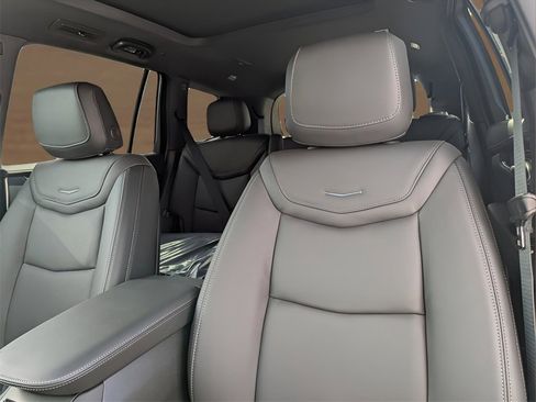 Certified 2025 Cadillac XT6 Premium Luxury w/ Technology Package image 10