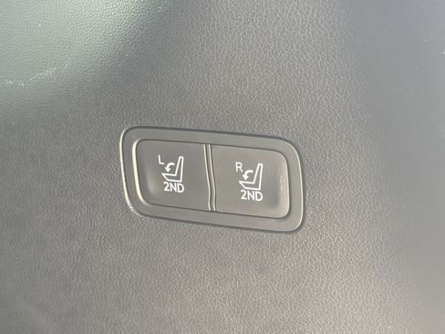 Used 2024 Hyundai Santa Fe SEL FWD image 28