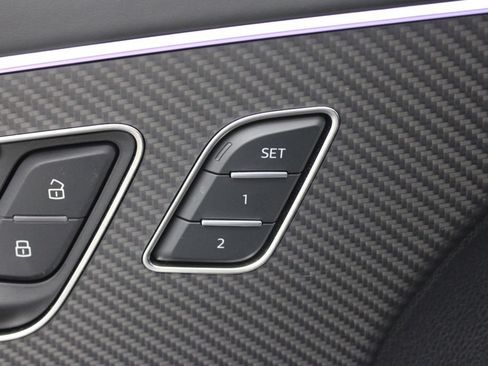 Used 2023 Audi RS Q8 w/ Black Optic Package AWD/4WD image 20