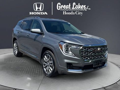Used 2023 GMC Terrain Denali AWD/4WD image 1