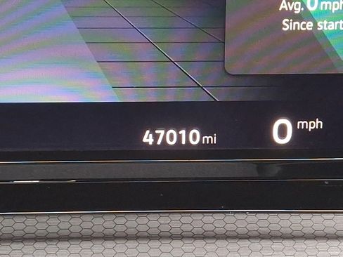 Certified 2023 Volkswagen GTI 40th Anniversary Edition image 20