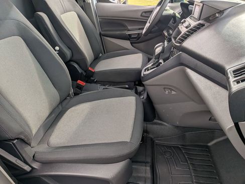 Used 2022 Ford Transit Connect XL image 18