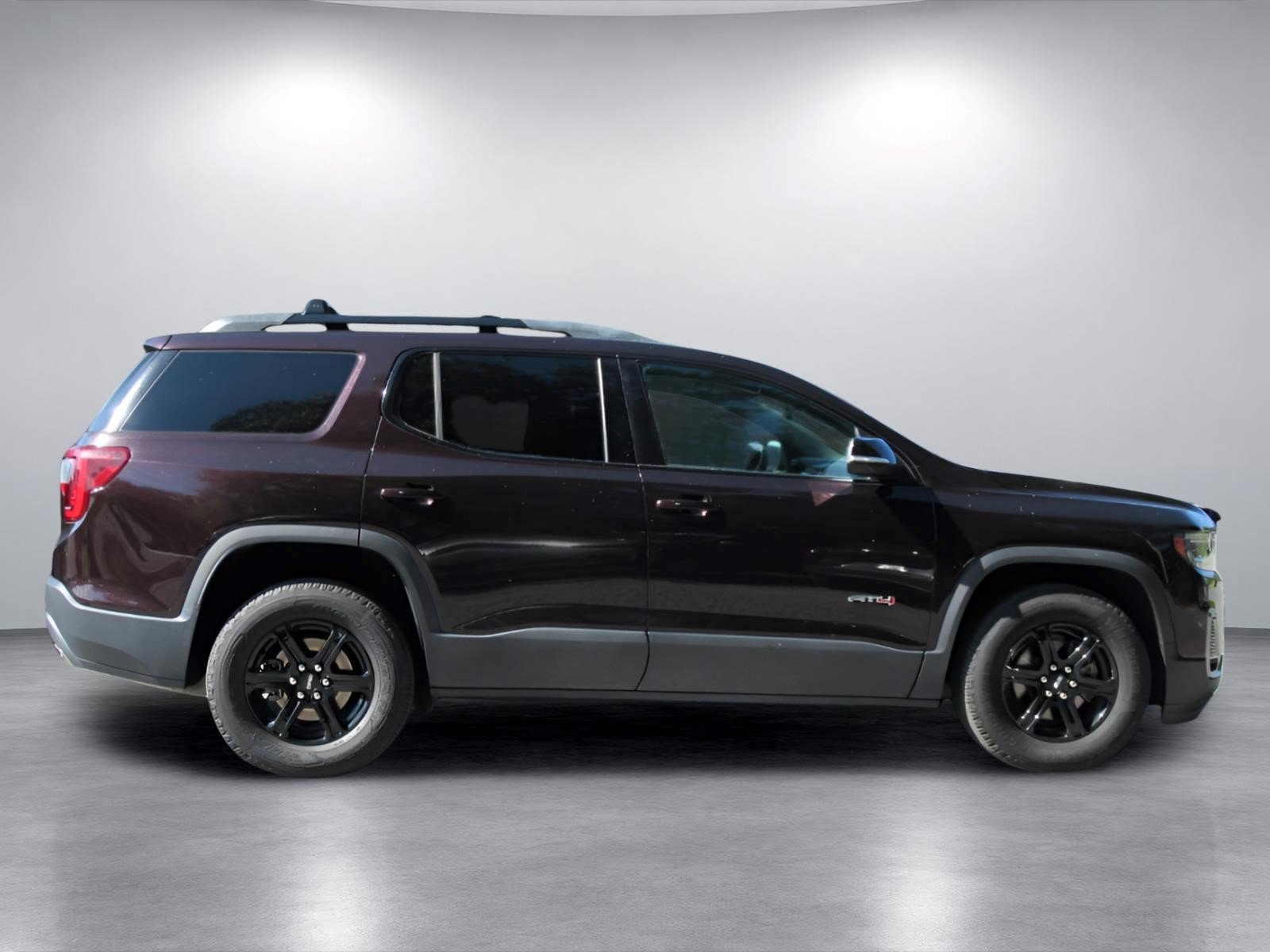 Used 2021 GMC Acadia AT4 w/ Trailering Package AWD/4WD image 2