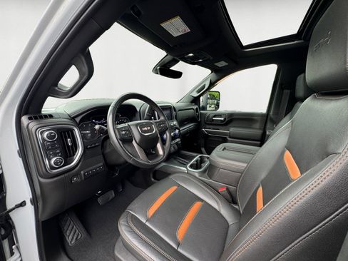 Used 2022 GMC Sierra 3500 AT4 w/ AT4 Premium Plus Package AWD/4WD image 11