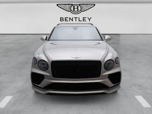 Used 2021 Bentley Bentayga Speed AWD/4WD image 16