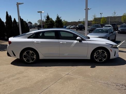 Used 2023 Kia K5 EX w/ EX Premium Package FWD image 6