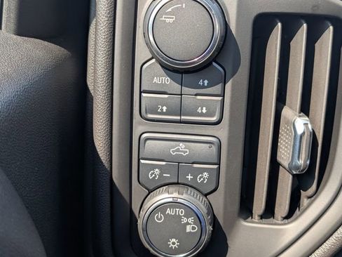 Used 2024 Chevrolet Silverado 1500 Custom Trail Boss image 19