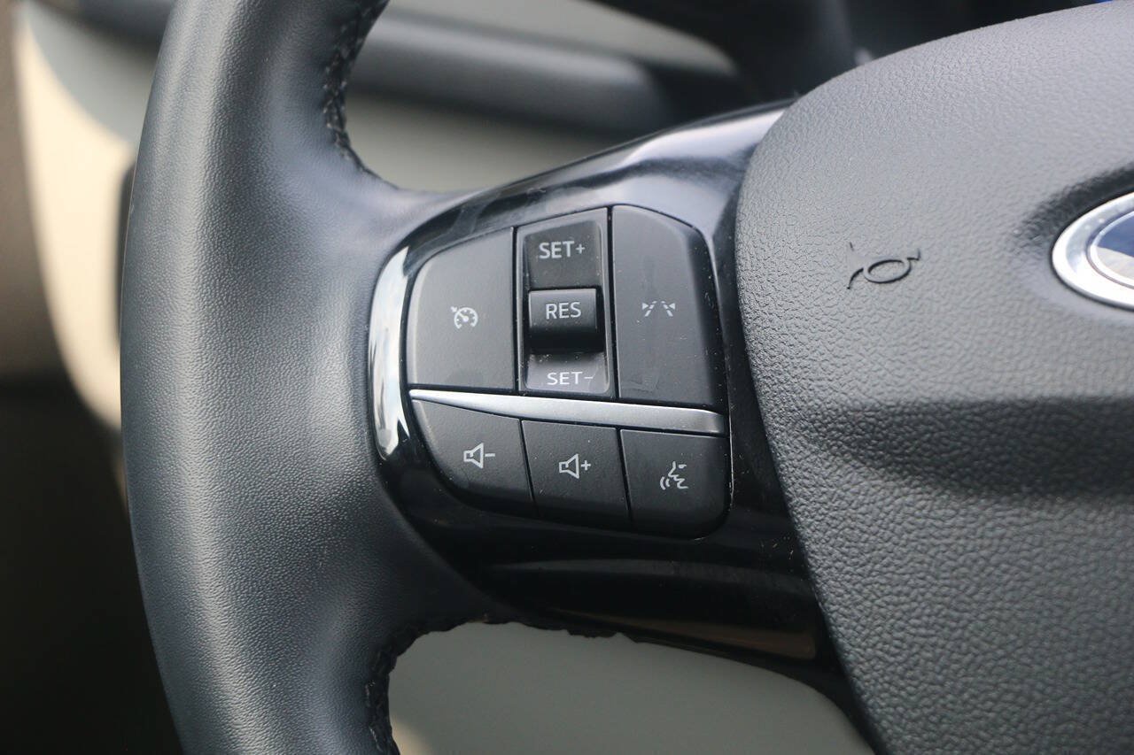 Used 2024 Ford Escape Active AWD/4WD image 17