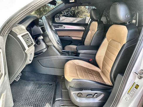 Used 2022 Volkswagen Atlas Cross Sport SEL Premium R-Line image 15